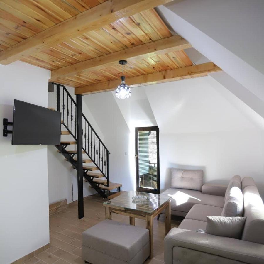 P-Zlatar, Apartman 3 Brdo Екстериор снимка