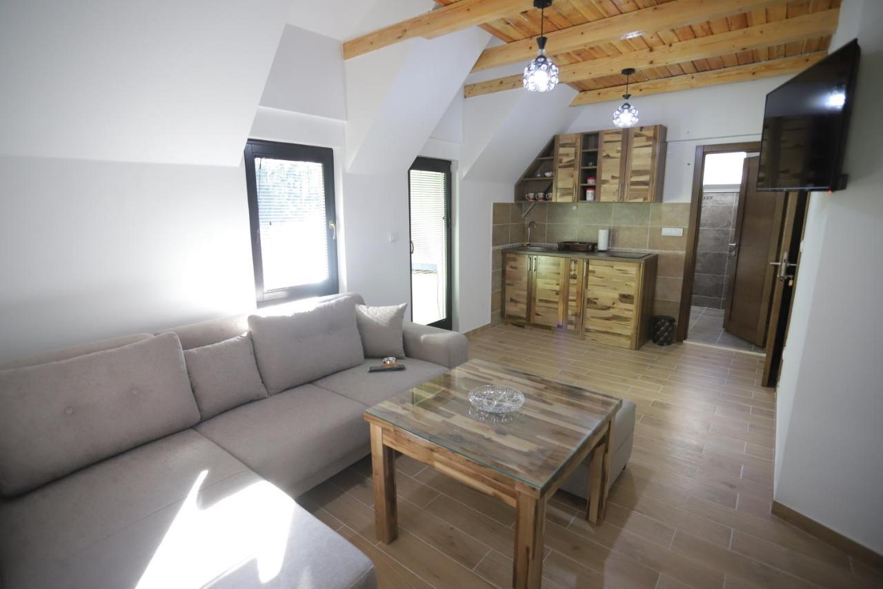 P-Zlatar, Apartman 3 Brdo Екстериор снимка